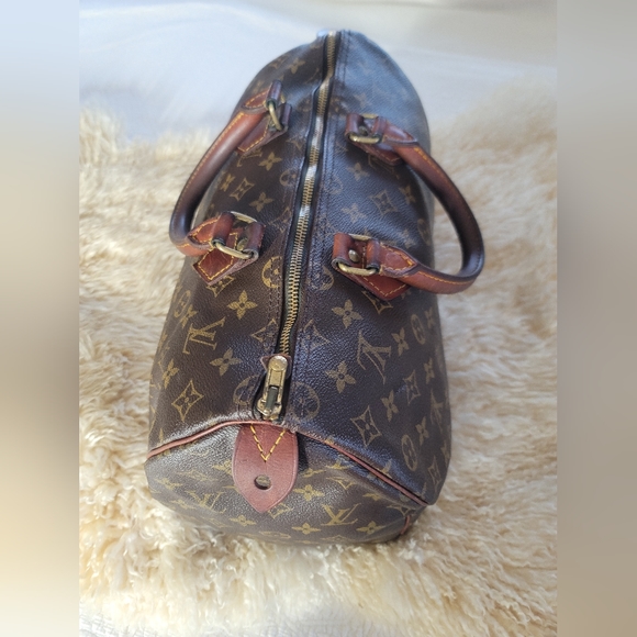 Louis Vuitton Monogram Speedy 35  Authentic Vintage color Brown Used/Pre-Loved - Picture 13 of 17